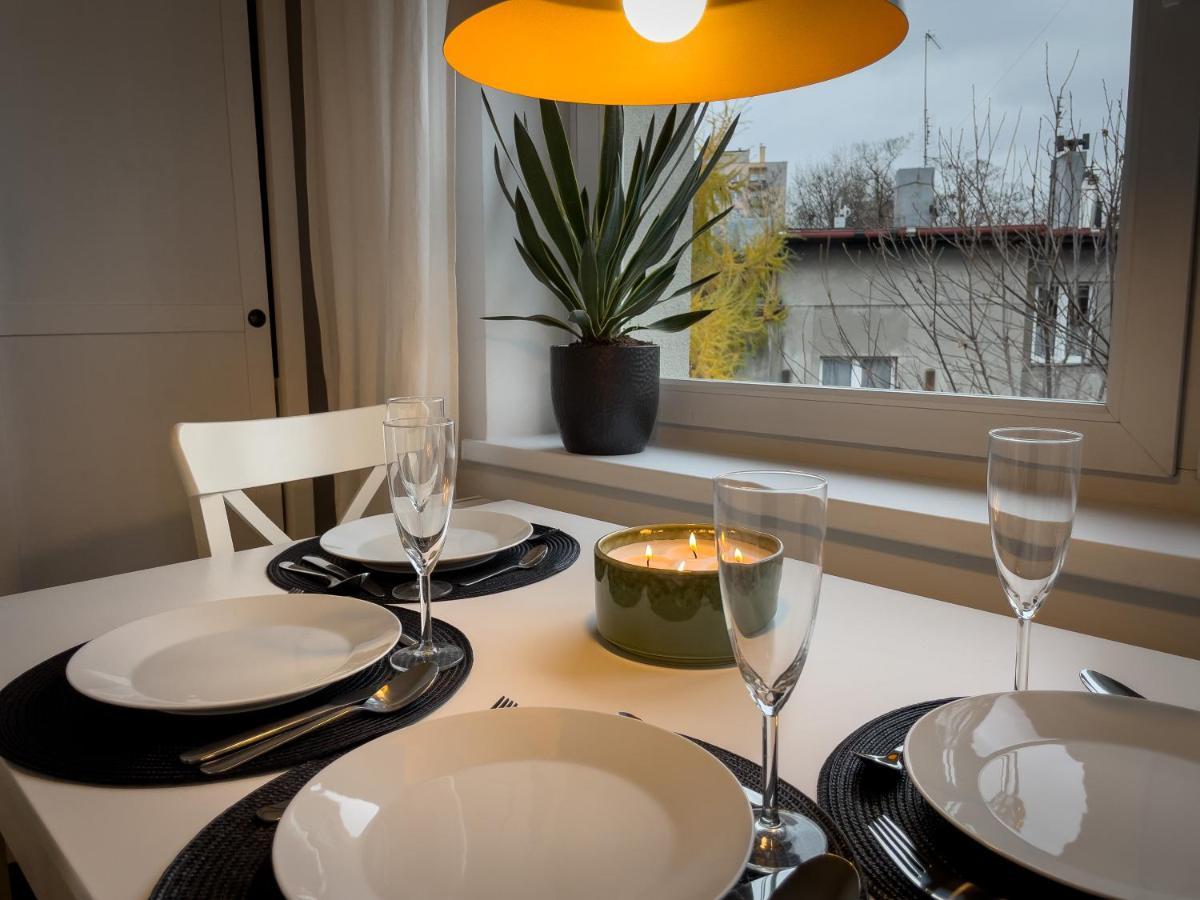 Urban Apartments Cosy No 4, Free Private Parking, Self Check-In Chorzow Ngoại thất bức ảnh